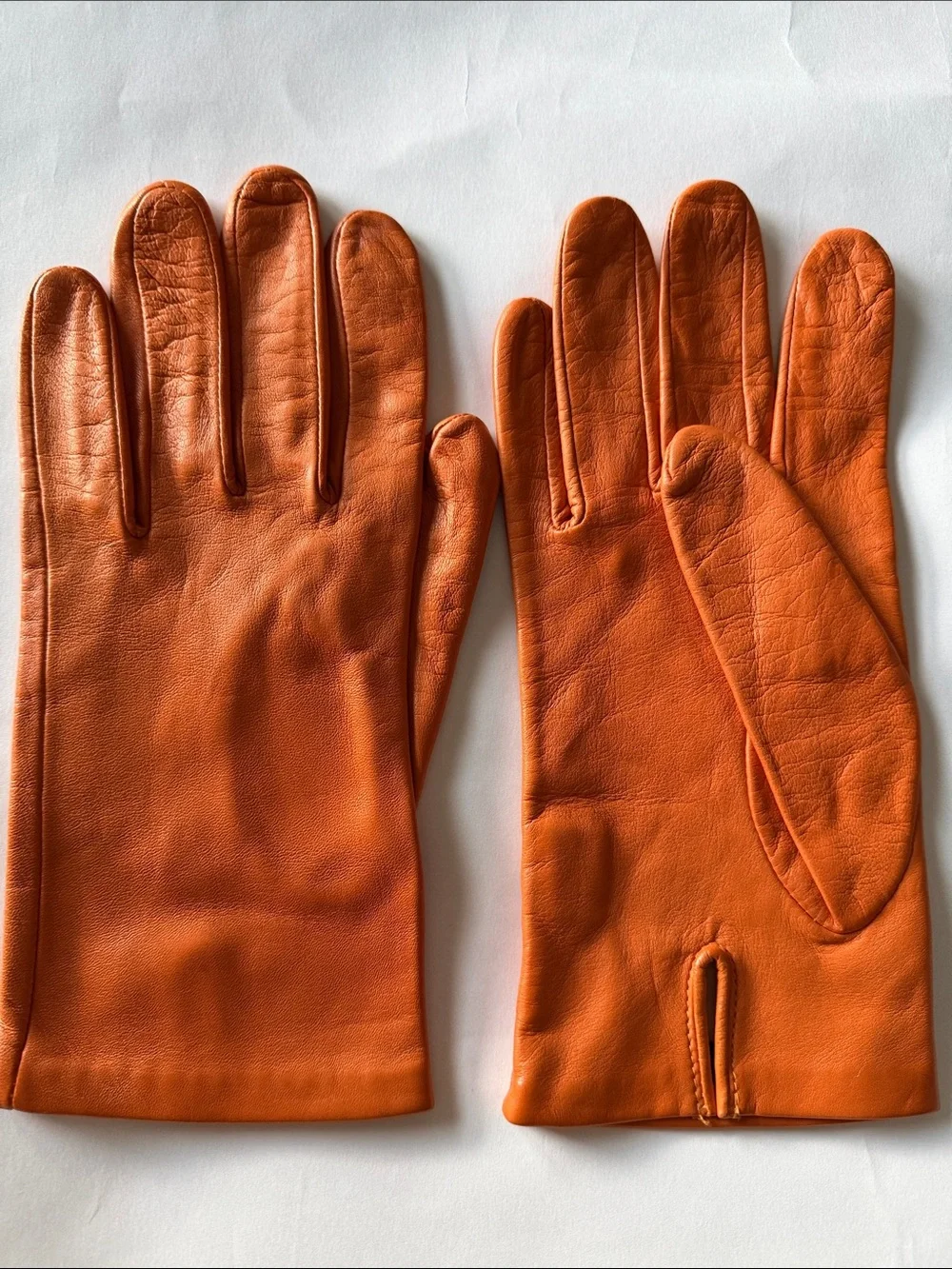 **VINTAGE 80s** Women’s Super Soft Orange Leather Gloves